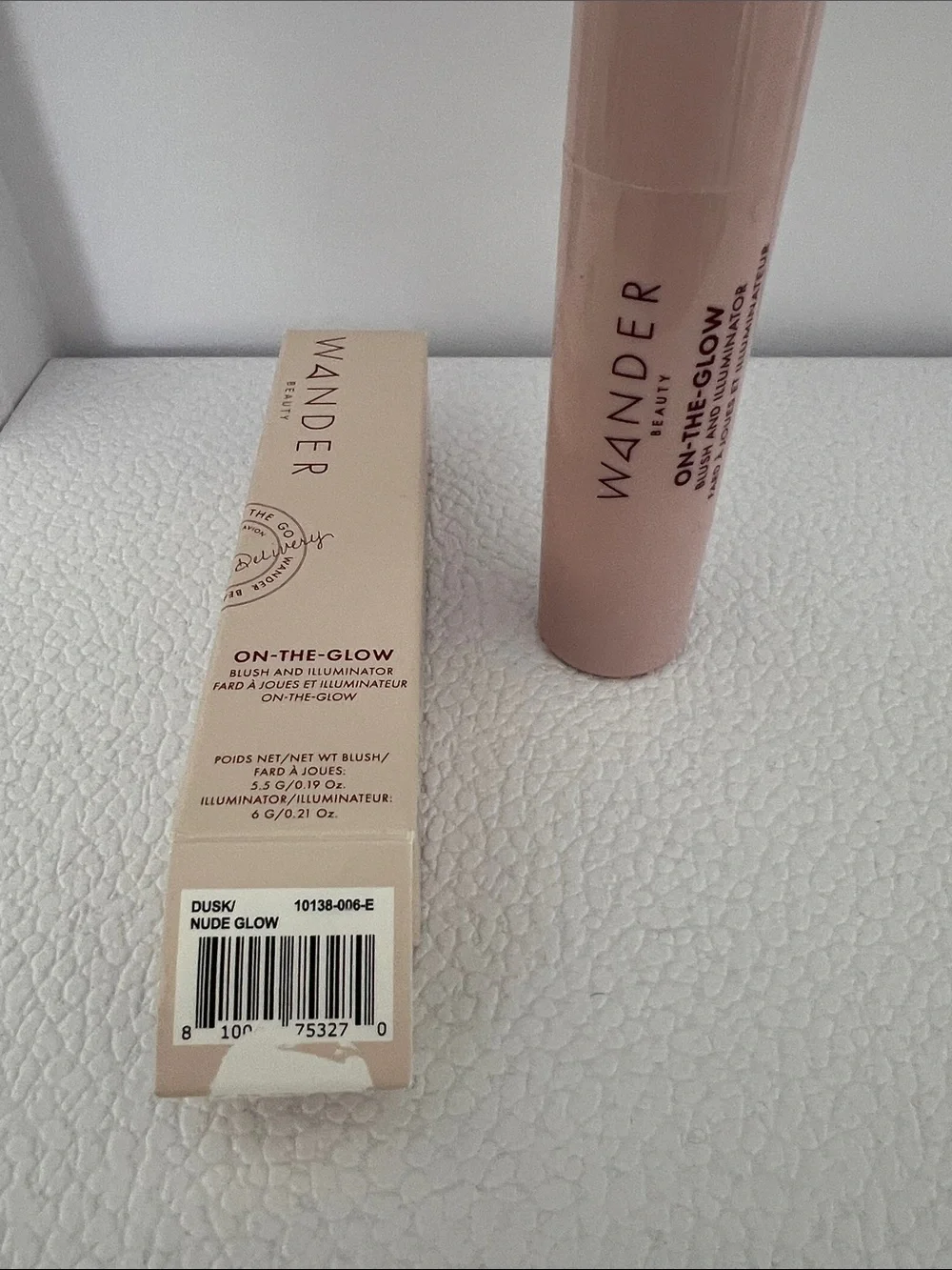 Wander Beauty On-The-Glow Blush & Illuminator stick — Dusk & Nude Glow